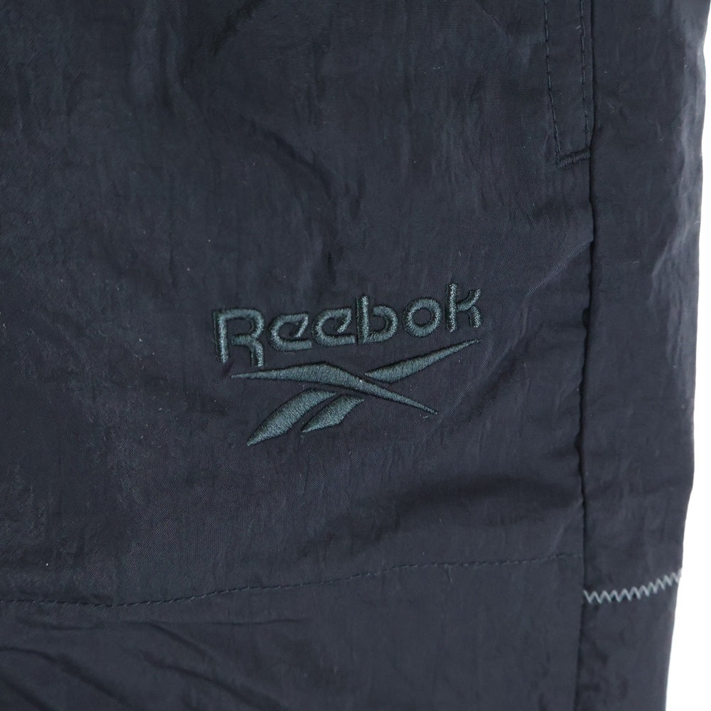 Reebok(リーボック) フロント刺繍 HE9613 ナイロンショートパンツ ブラック