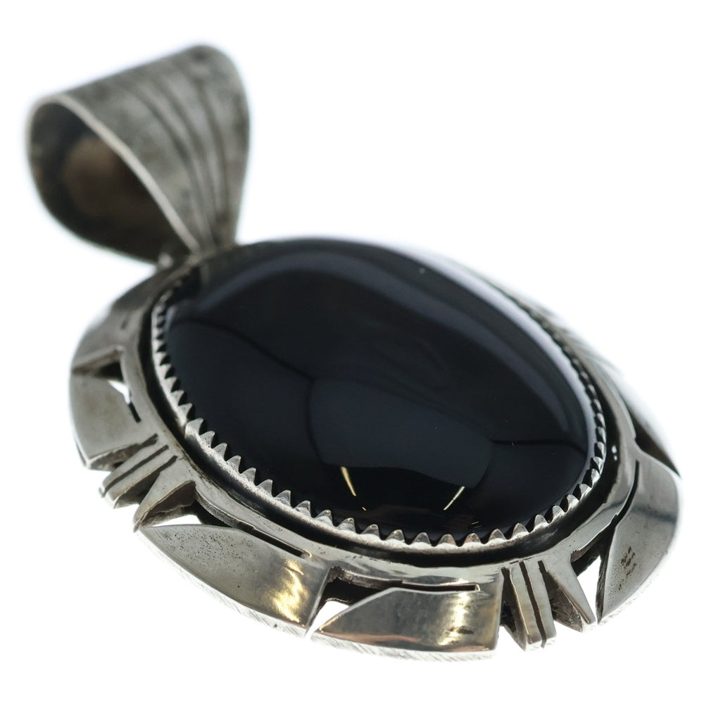 INDIAN JEWELRY(インディアンジュエリー) NAVAJO BRUCE WOOD ブルースウッド作 ナバホ オニキスオーバルペンダントトップ ブラック/シルバー