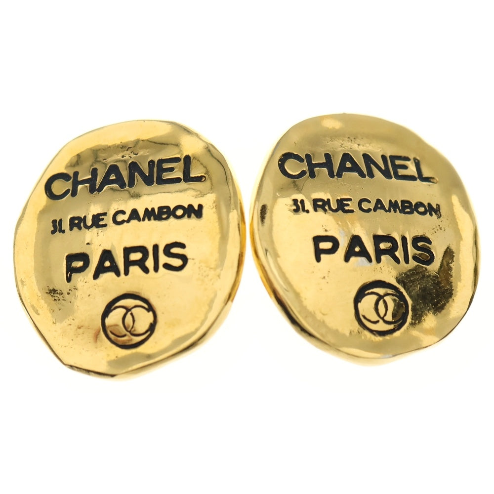 CHANEL(シャネル) ロゴプレートイヤリング ゴールド レディース