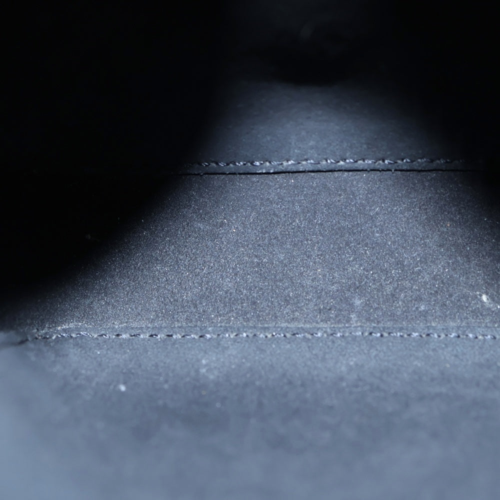 VALENTINO(ヴァレンティノ) Garavani VLTN Leather Crossbody Bag 5Y2B0943 WJW ロゴ レザーショルダーバッグ ブラック レディース