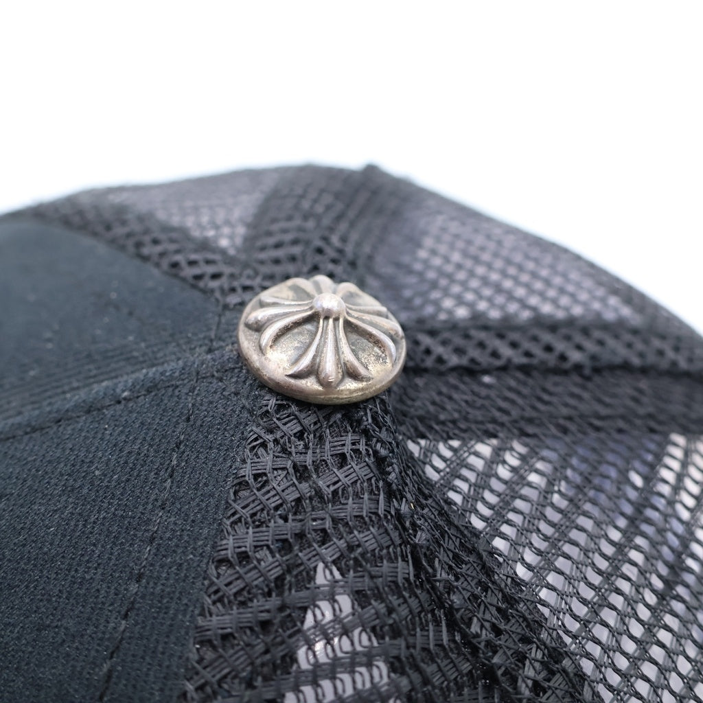 CHROME HEARTS クロムハーツ Trucker Cap Eyechart トラッカーキャップ アイチャート ロゴプリント ブラック CHROME HEARTS(クロムハーツ) Trucker Cap Eyechart トラッカー