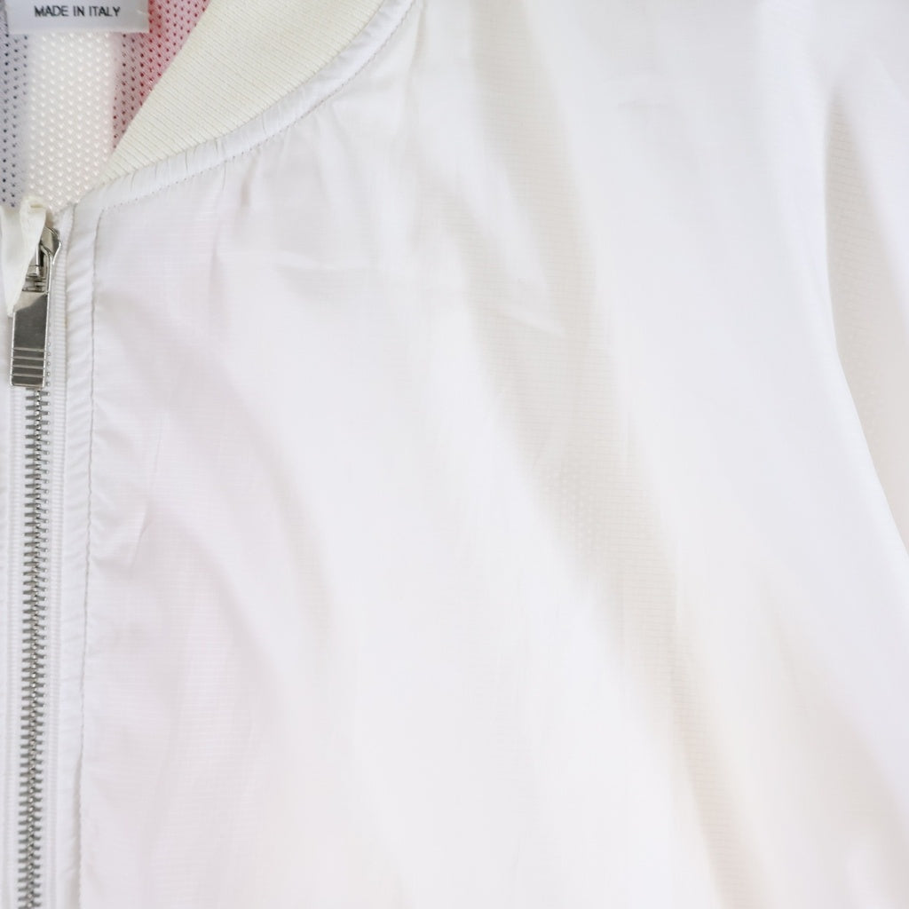 THOM BROWNE(トムブラウン) シグニチャー バックストライプ リップスタップ ナイロンボンバージャケット MJT079A-03215100 ホワイト