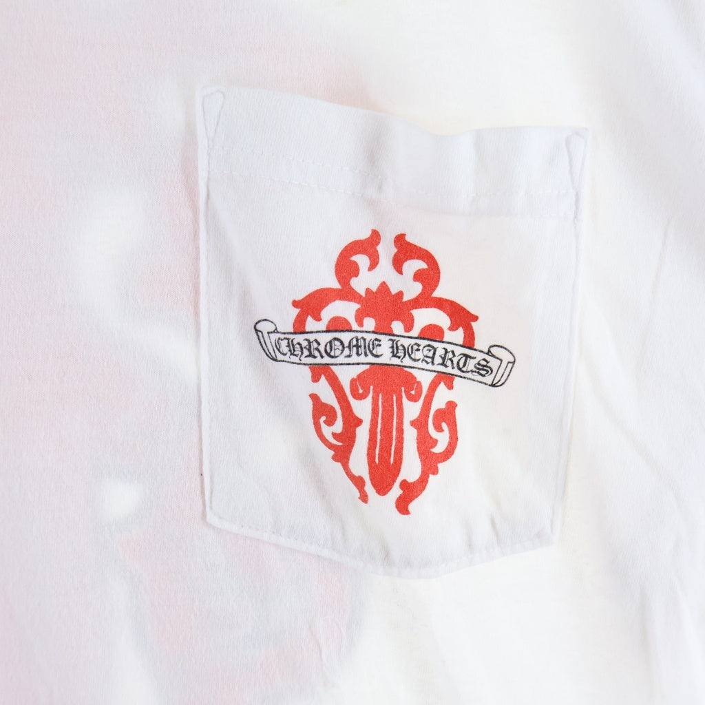 CHROME HEARTS(クロムハーツ) BACK VINE DAGGER PRINT バックヴァインダガー プリント 半袖Tシャツ ホワイト/レッド