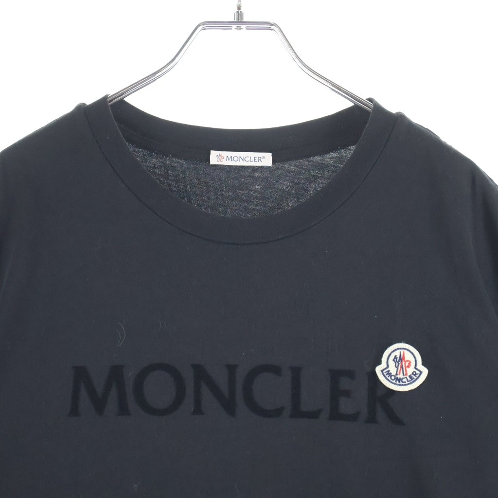 MONCLER(モンクレール) フロッキーロゴ フロントワッペン 半袖Tシャツカットソー ブラック H20918C00025