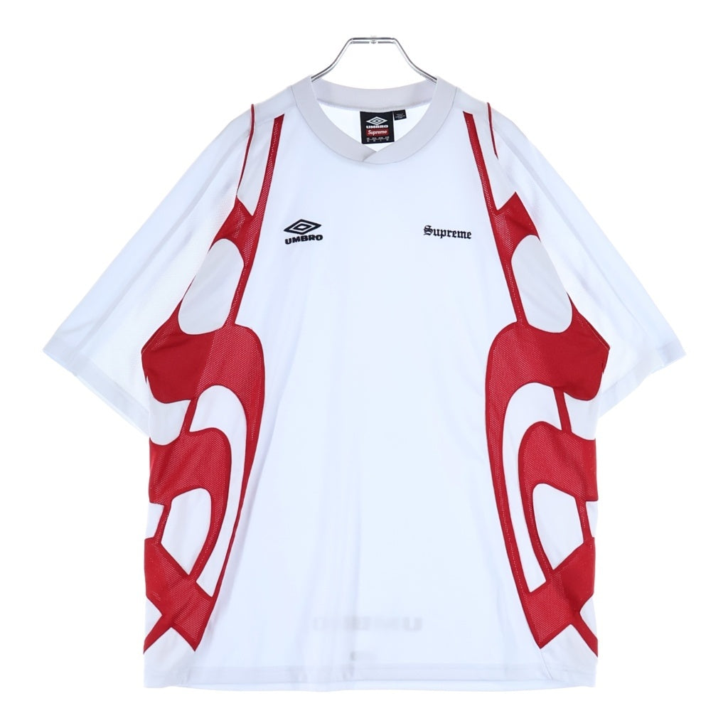 SUPREME(シュプリーム) 26SS x Umbro Old English Soccer Jersey アンブロ オールドイングリッシュ サッカー ゲームシャツ ホワイト/レッド