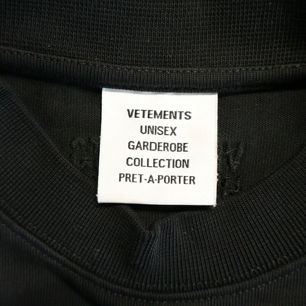 VETEMENTS(ヴェトモン) 21AW GOTHIC LOGO LONGSLEEVE ゴシックロゴ ロングスリーブTシャツ ブラック UA52TR590B