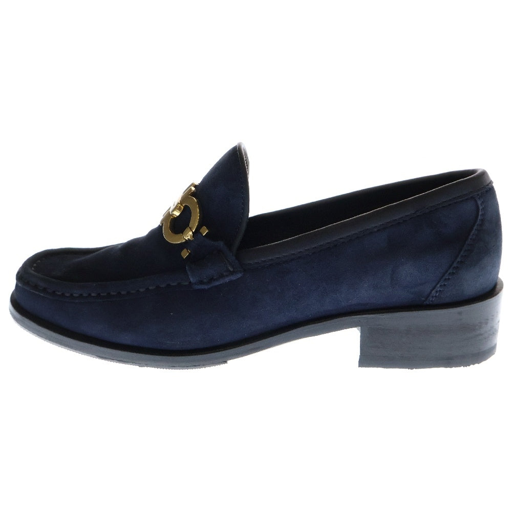 Salvatore Ferragamo(サルヴァトーレ フェラガモ) ガンチーニ ゴールド金具 ヌバック ビットローファー ネイビー レディース