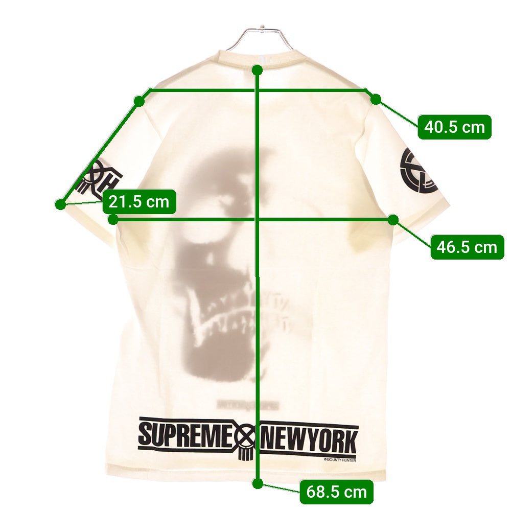 SUPREME(シュプリーム) 23AW Bounty Hunter Skulls Tee バウンティハンター スカルプリント コットン クルーネック半袖Tシャツカットソー ホワイト