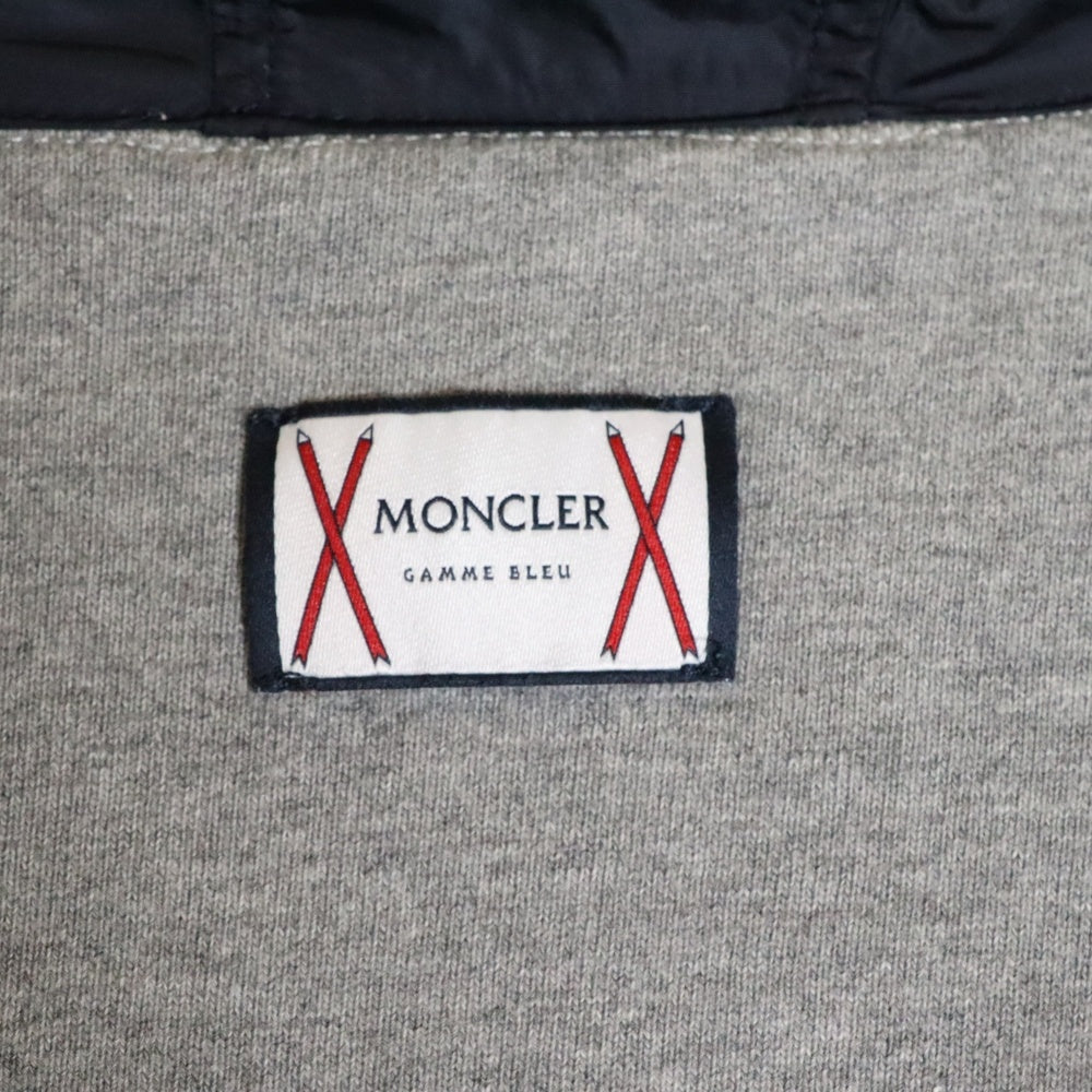 MONCLER GAMME BLEU(モンクレール・ガム・ブルー) MAGLIA CARDIGAN 213918401100 トリコロール切り替えジップアップパーカー グレー