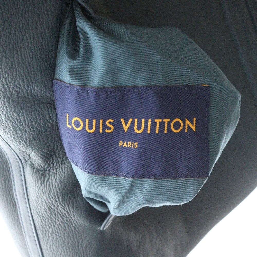 LOUIS VUITTON(ルイヴィトン) Reversible Shearling Gilet 1AAGG6 ムートンリバーシブルボアLVエンボスロゴベスト ネイビー/ホワイト