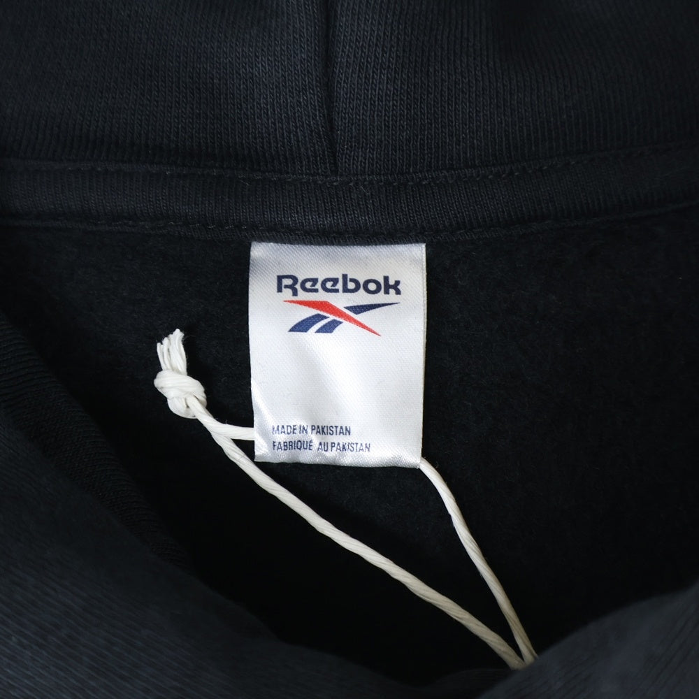 Reebok(リーボック) フロント刺繍プルオーバーパーカー HK4453 ブラック