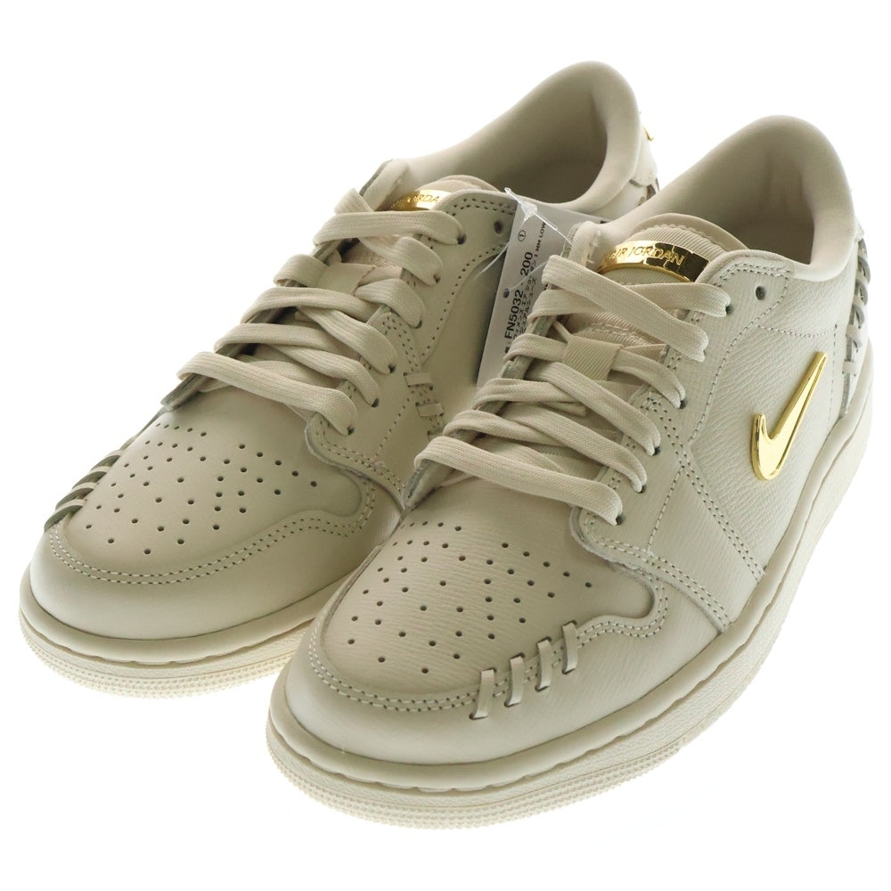NIKE(ナイキ) WMENS AIR JODAN 1 LOW LGEND LIGHT BROWN ウィメンズ エアジョーダン1 レジェンドライト ローカットスニーカー US7.5/24.5cm ホワイト レディース