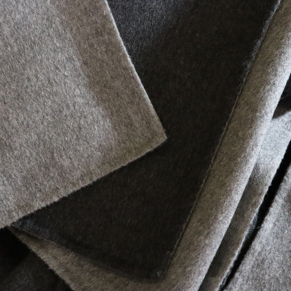 FENDI(フェンディ) ノーカラーロングスリットコートジャケット グレー レディース