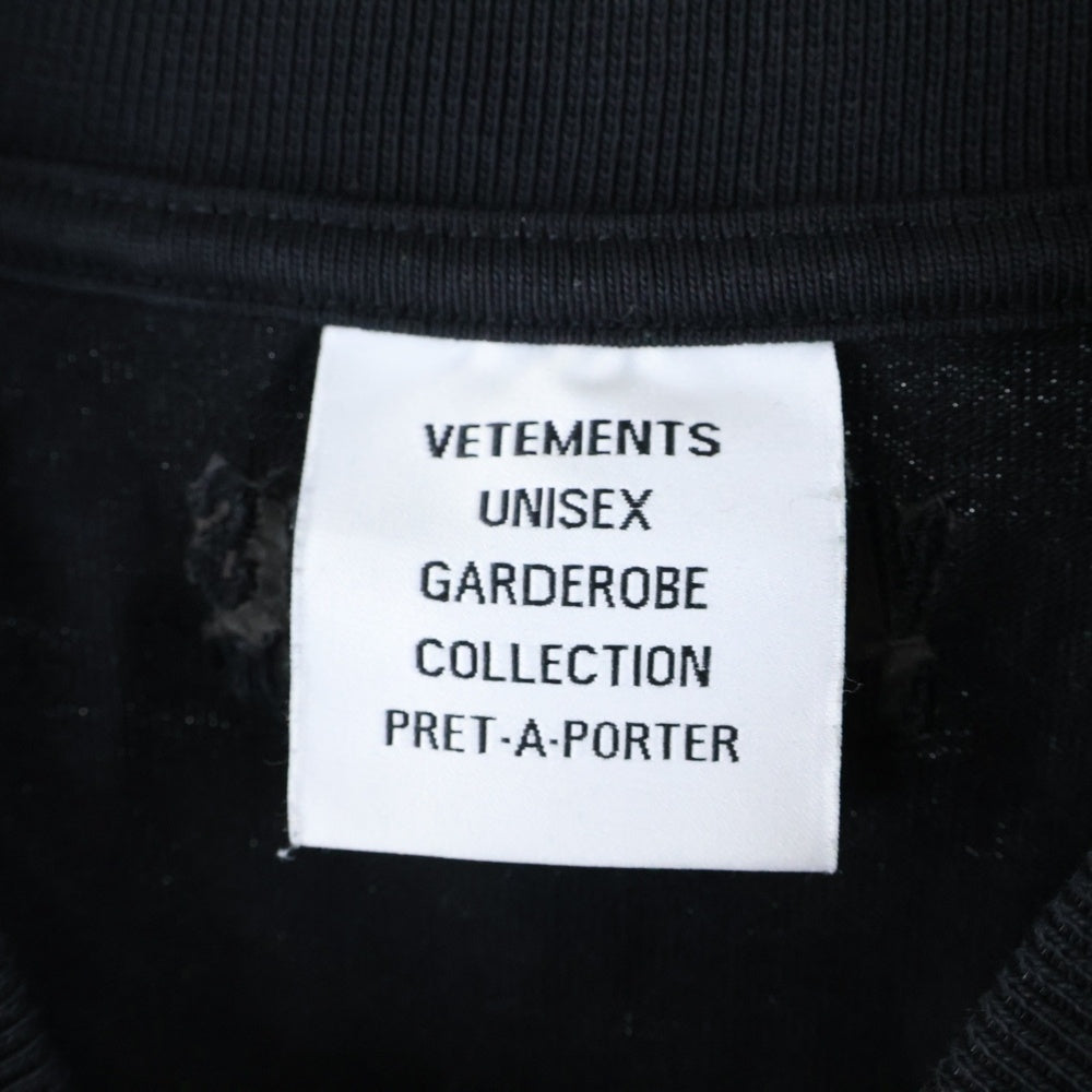 VETEMENTS(ヴェトモン) ロゴプリント クルーネック 長袖Tシャツ カットソー ブラック UE52TR280B