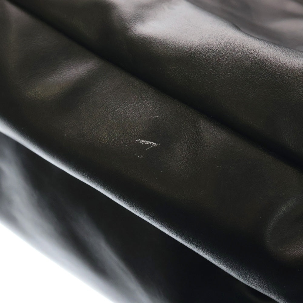 PRADA(プラダ) トライアングルロゴ 三角プレート レザー バックパック リュック ブラック シルバー金具