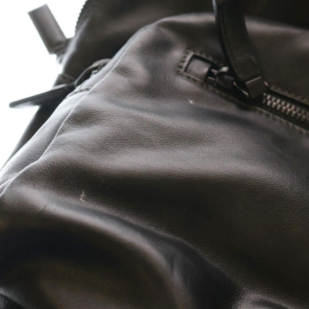 PRADA(プラダ) トライアングルロゴ 三角プレート レザー バックパック リュック ブラック シルバー金具