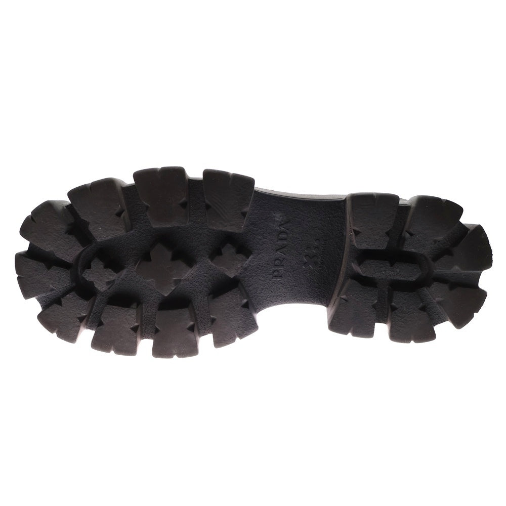 PRADA(プラダ) トライアングルロゴ モノリス ブラッシュドレザー ローファー 2DE129 ブラック