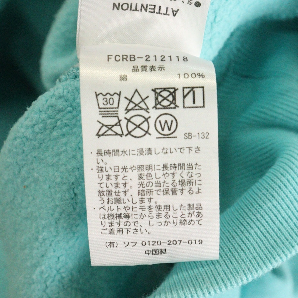 F.C.R.B./F.C.Real Bristol/FCRB(エフシーアールビー/エフシーレアルブリストル) 21AW ×X-girl エックスガール フロントプリントスウェットプルオーバーパーカー 裏起毛 FCRB-212118 ターコイズ
