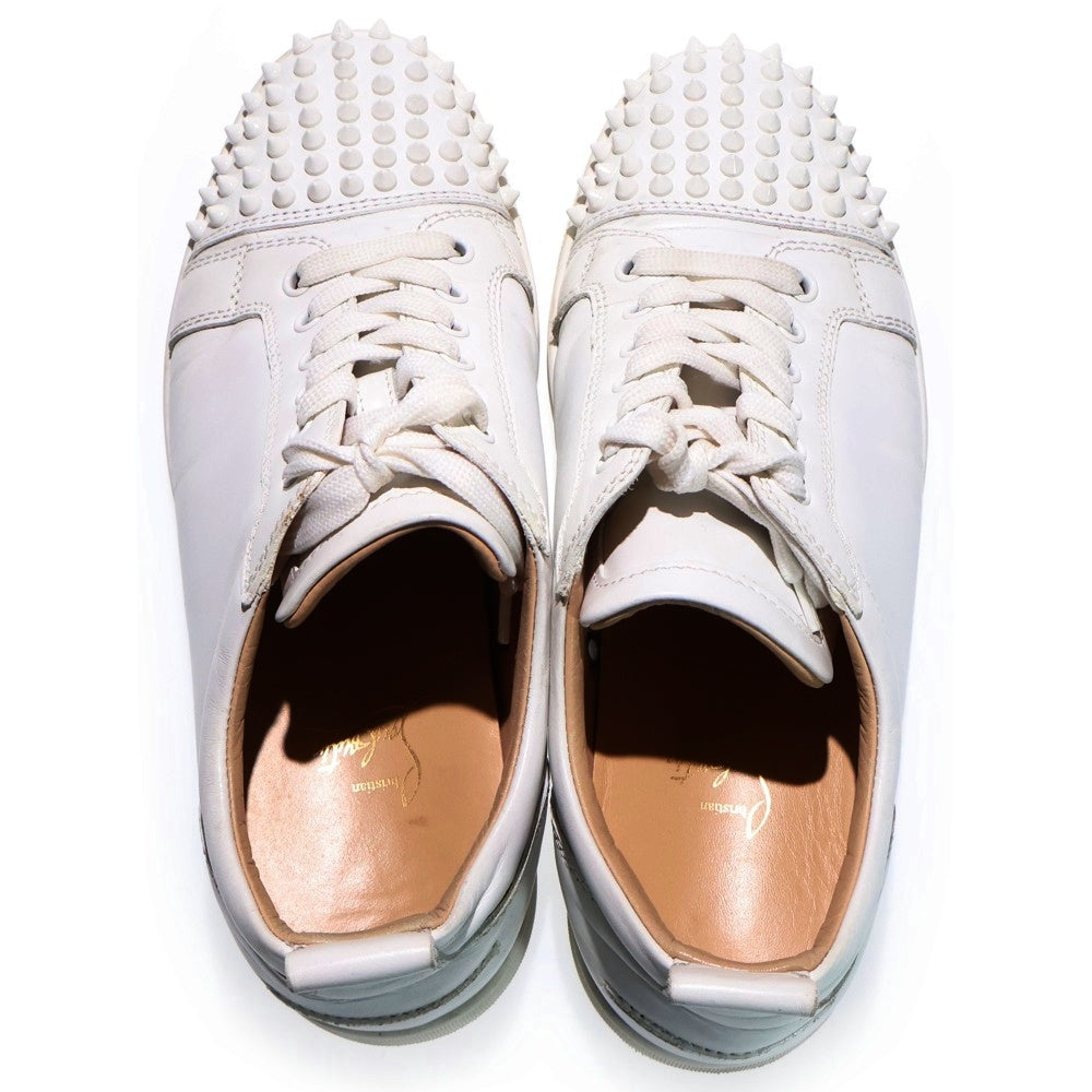 CHRISTIAN LOUBOUTIN(クリスチャンルブタン) Louis Junior Spikes スタッズ レザ ローカットスニーカー 1130573 ホワイト