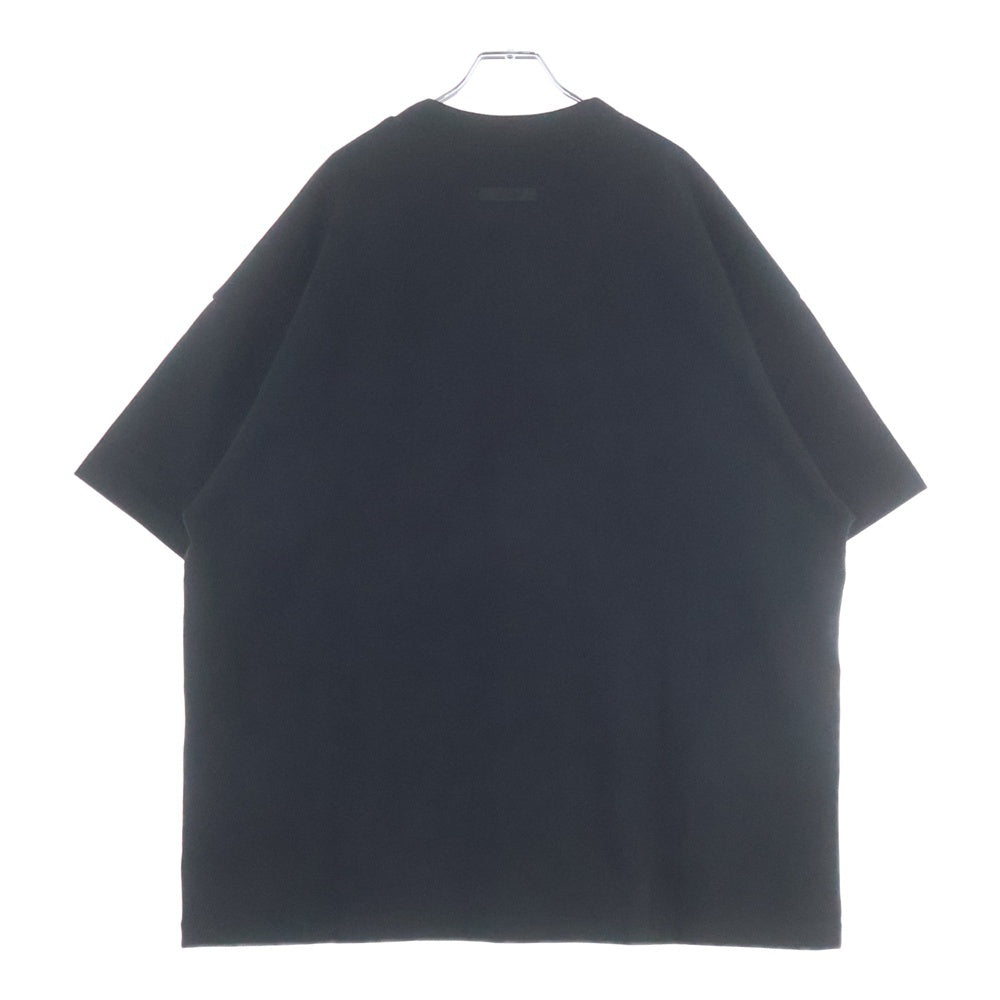 FEAR OF GOD ESSENTIALS(フィアオブゴッド エッセンシャルズ) NBA 90's FIT TEE 202NB258001F フロントロゴプリント Tシャツ ブラック
