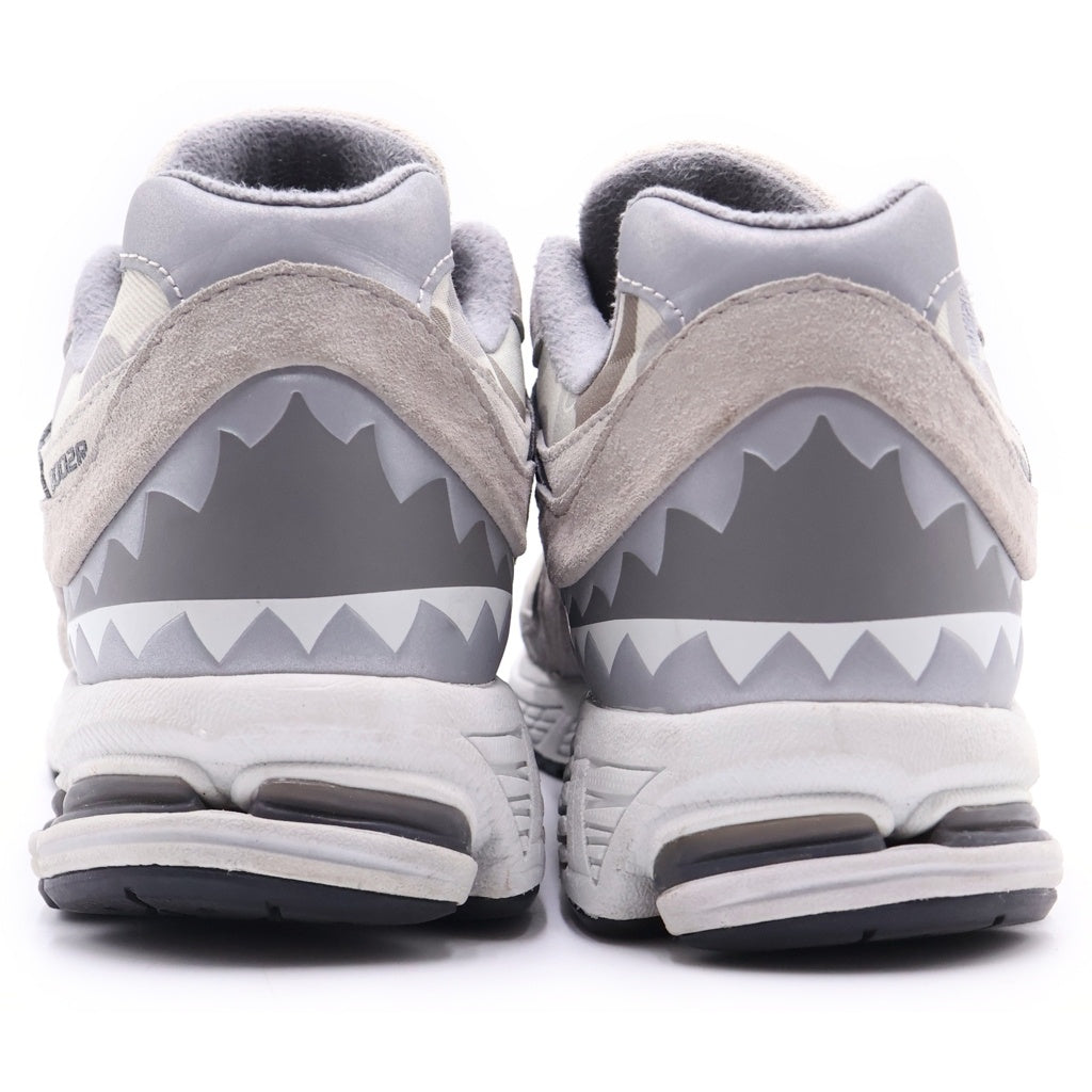 New Balance(ニューバランス) ×A BATHING APE 2002R M2002RBG アベイシングエイプ ローカットスニーカー US9/27.0cm グレー