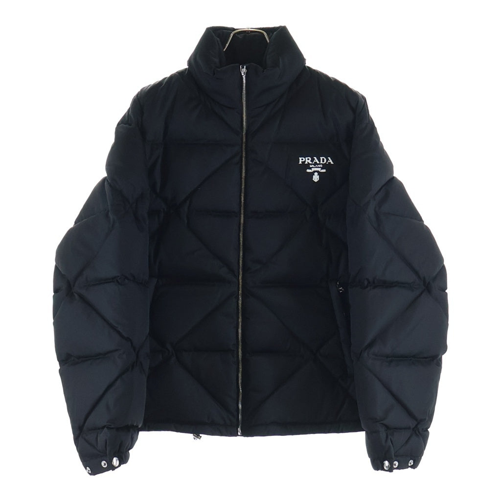 PRADA(プラダ) RE-NYLON ロゴプリント キルティングダウンジャケット SGB803 ブラック