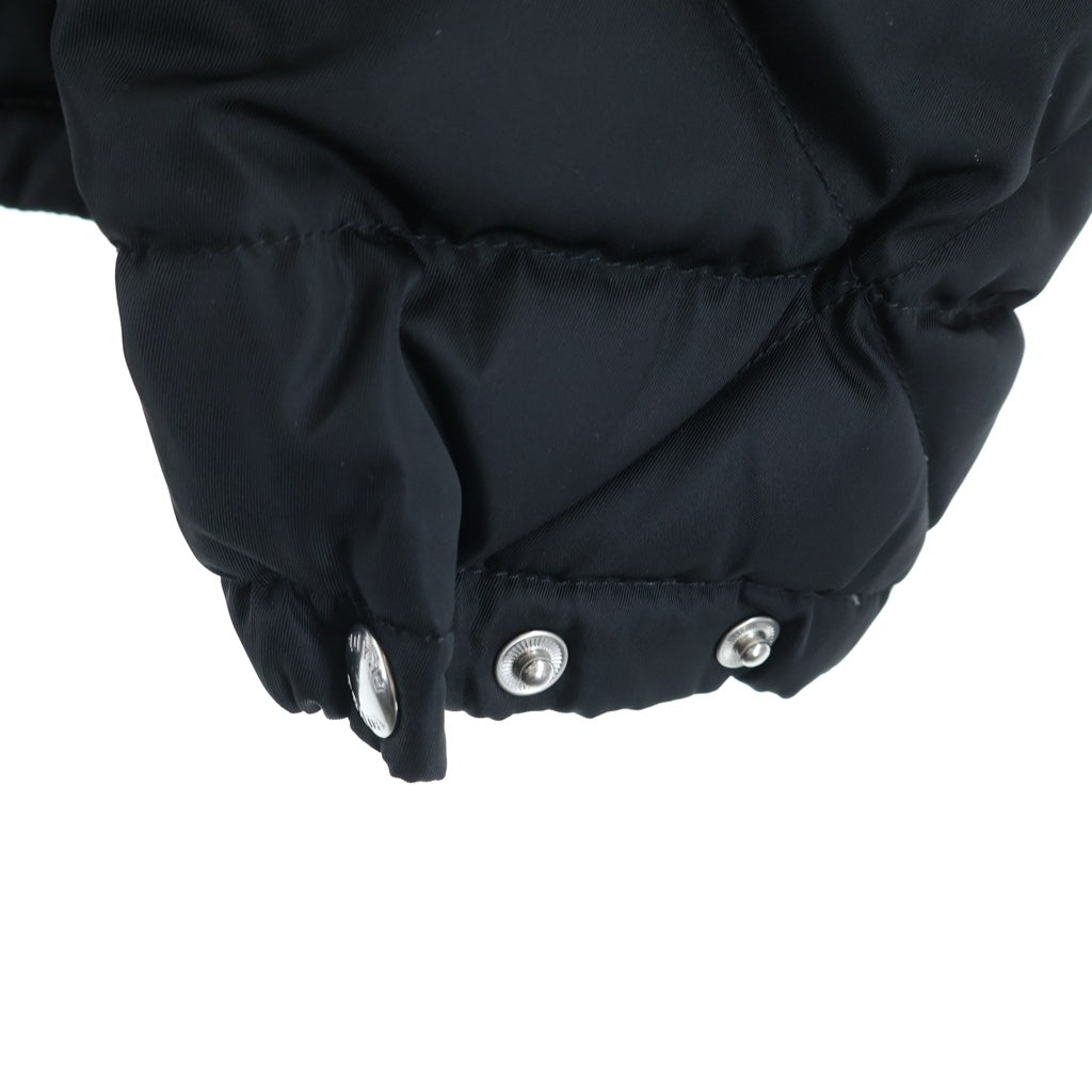 PRADA(プラダ) RE-NYLON ロゴプリント キルティングダウンジャケット SGB803 ブラック