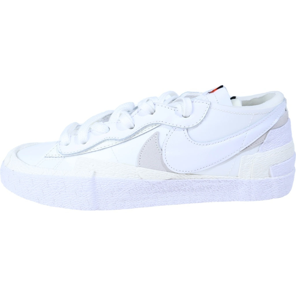 NIKE(ナイキ) ×SACAI BLAZER LOW WHITE PATENT LEATHER DM6443-100 サカイ ブレイザー パテント レザーローカットスニーカー US10.5/28.5cm ホワイト