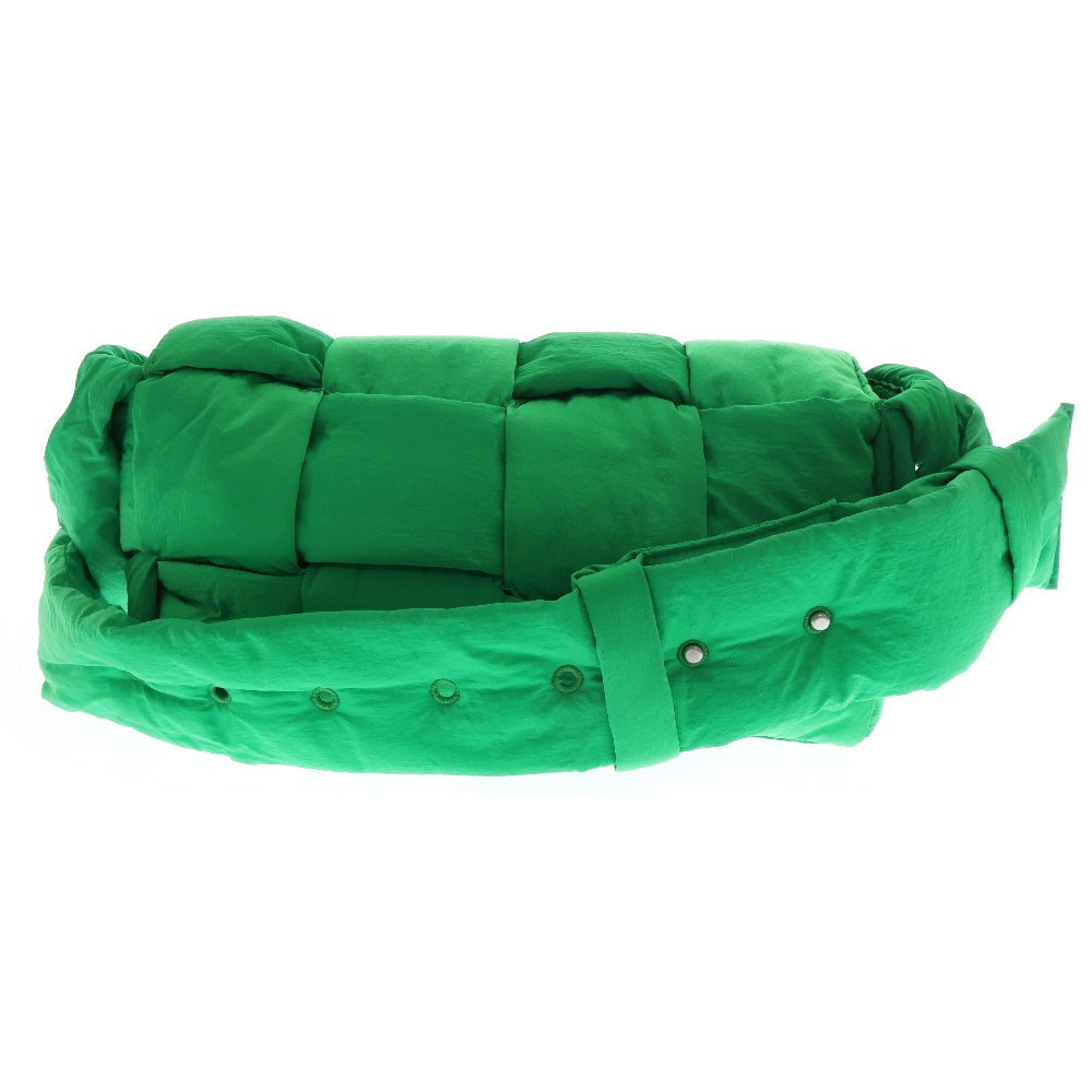 BOTTEGA VENETA(ボッテガヴェネタ) パデッド テック カセット ショルダーバッグ P02318820P グリーン