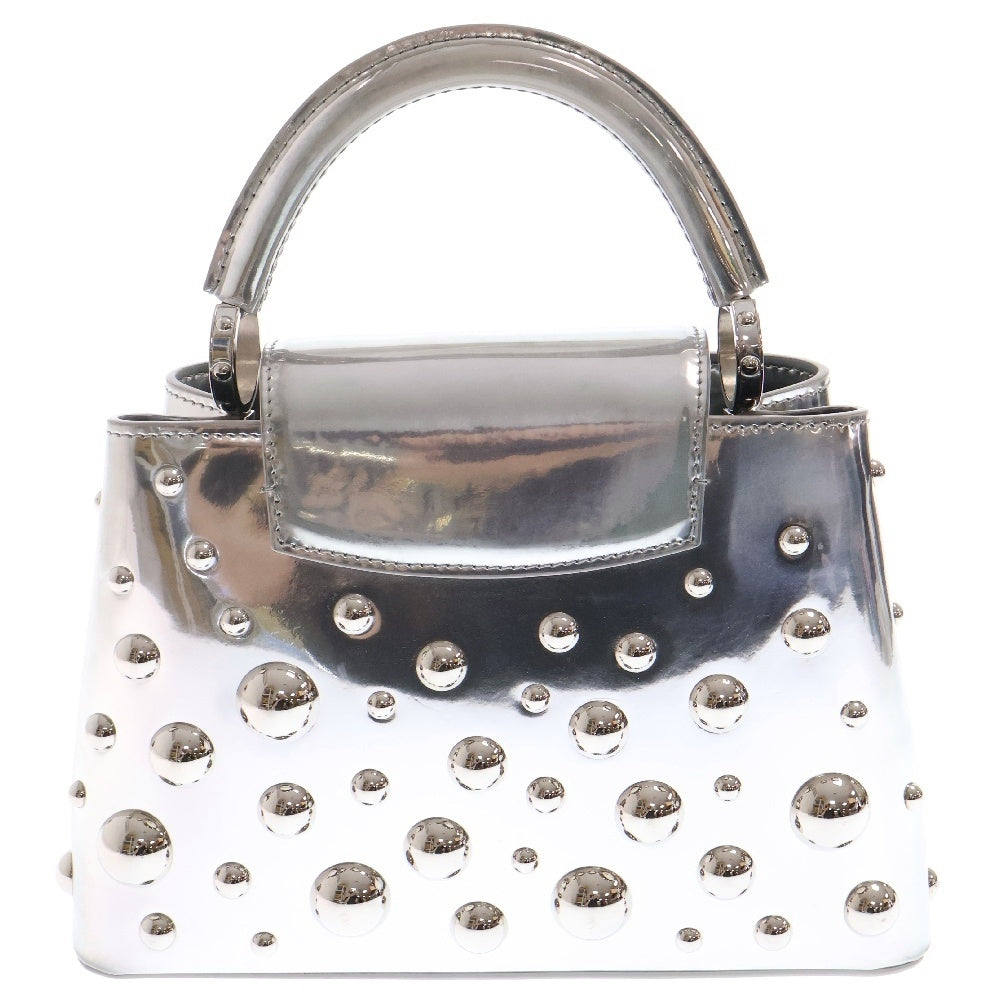 LOUIS VUITTON(ルイヴィトン) Capucines BB 2WAY カプシーヌ BB トリヨン レザー メタル ドットショルダーバッグ ハンドバッグ シルバー M21634 ICシリアル