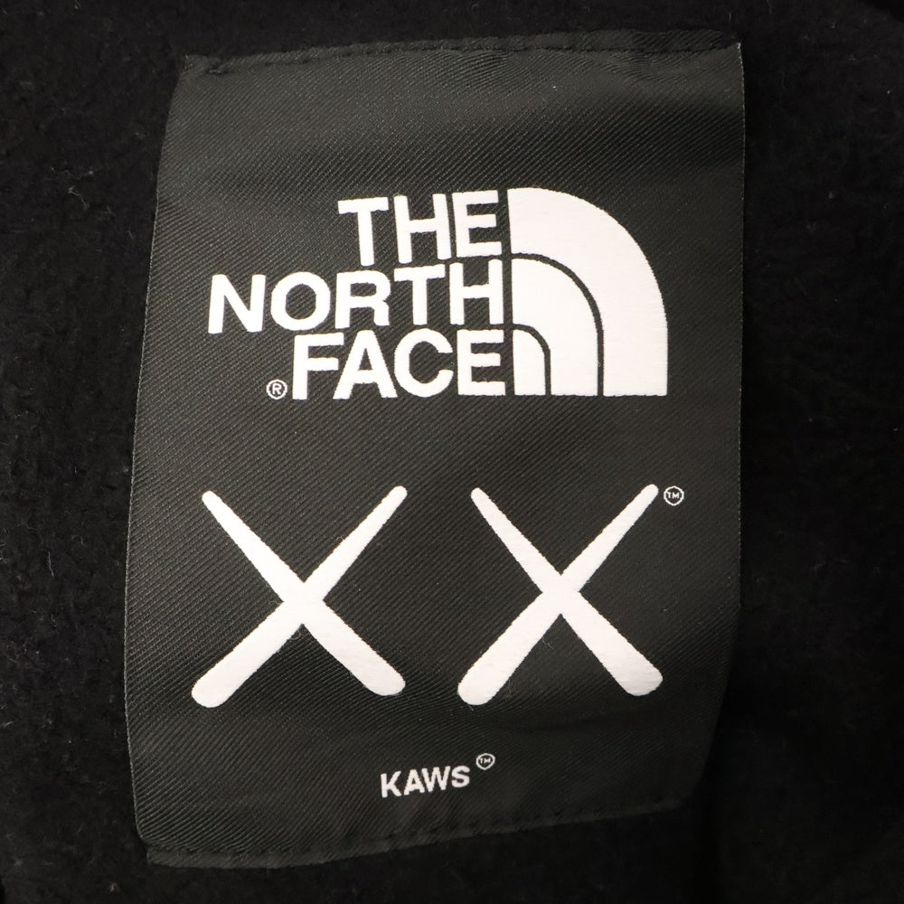 THE NORTH FACE(ザノースフェイス) ×KAWS ロゴ刺繍 スウェットパンツ NF0A7WLKVA6 ブラック