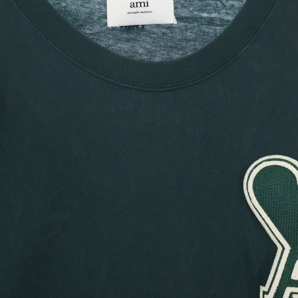 AMI Alexandre Mattiussi(アミアレクサンドルマテュッシ) ハートロゴワッペン クルーネック半袖Tシャツ SPUTS002.726 グリーン