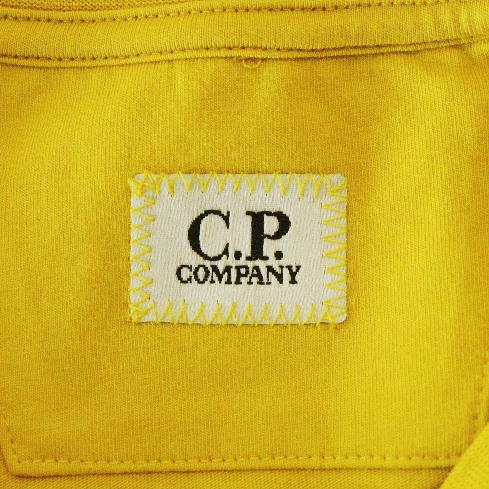 C.P. Company(シーピーカンパニー) フロントロゴプリント 半袖クルーネックTシャツカットソー 12CMTS042A イエロー