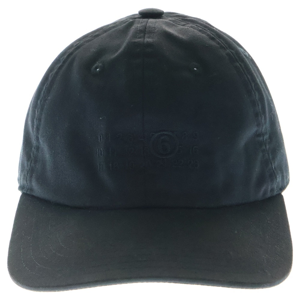 MM6 Maison Margiela(エムエムシックスメゾンマルジェラ) Numeric Signature Cap ロゴ刺繍 6パネルキャップ ブラック
