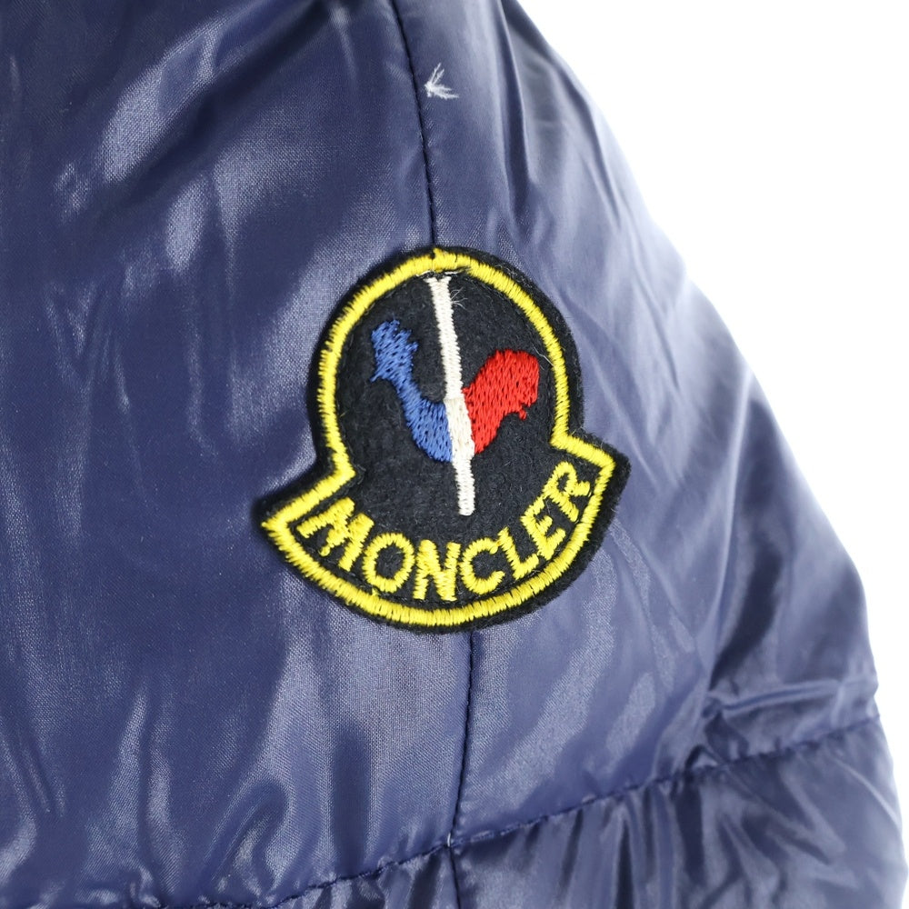 MONCLER(モンクレール) ワッペン付き ジップアップ ダウン