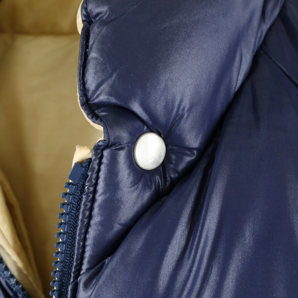 MONCLER(モンクレール) ワッペン付き ジップアップ ダウン