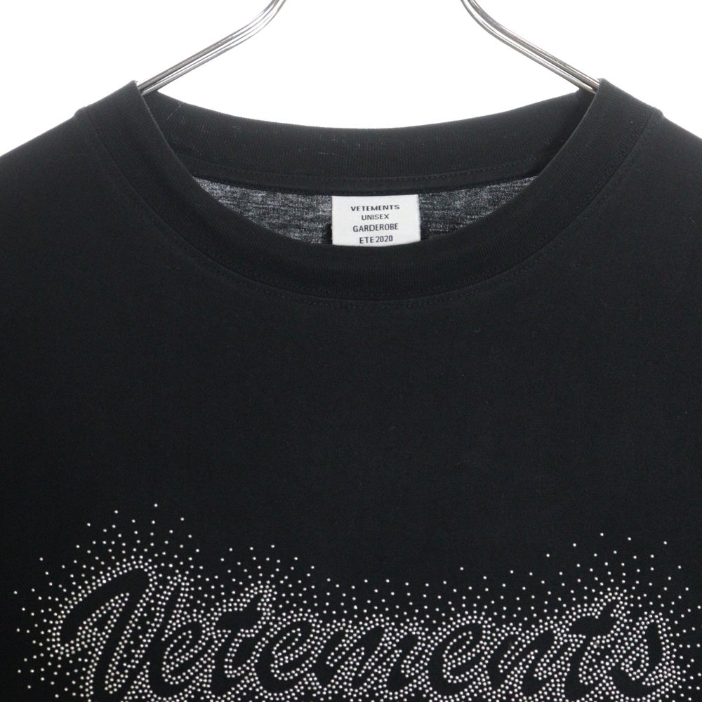 VETEMENTS(ヴェトモン) 20SS ロゴスタッズ クルーネック半袖Tシャツカットソー SS20TR420 ブラック