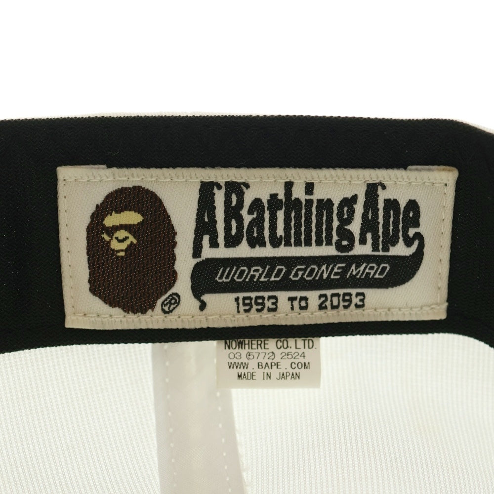 A BATHING APE(アベイシングエイプ) ロゴ刺繍 ベースボールキャップ ホワイト