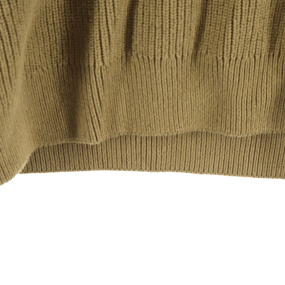 FRED PERRY(フレッドペリー) ロゴ刺繍 Vネック ニットセーター ブラウン