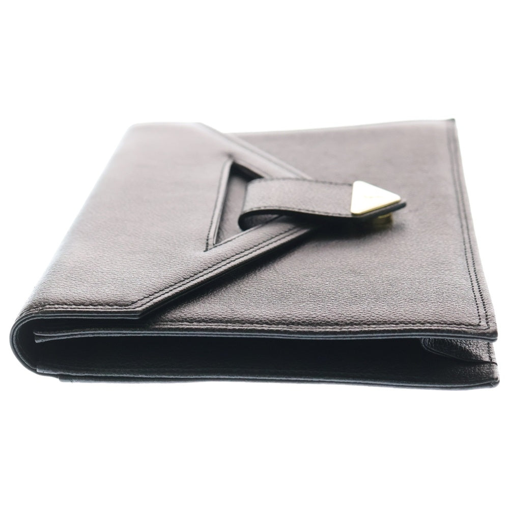 YVES SAINT LAURENT(イヴサンローラン) Clutch Back ロゴプレート クラッチバッグ ブラック