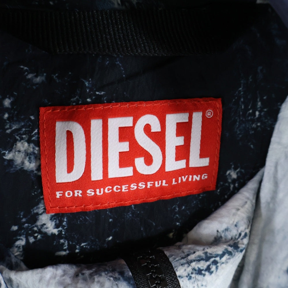 DIESEL(ディーゼル) 総柄 ジップアップ ナイロンジャケット マルチカラー A10584 0AJAE