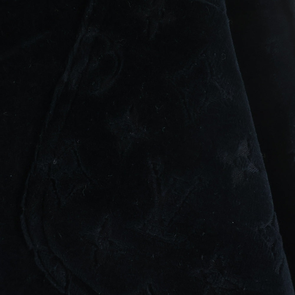 LOUIS VUITTON(ルイヴィトン) モノグラム エンボス加工 ベロアジャケット ブラック RM191 JZA HGY82W