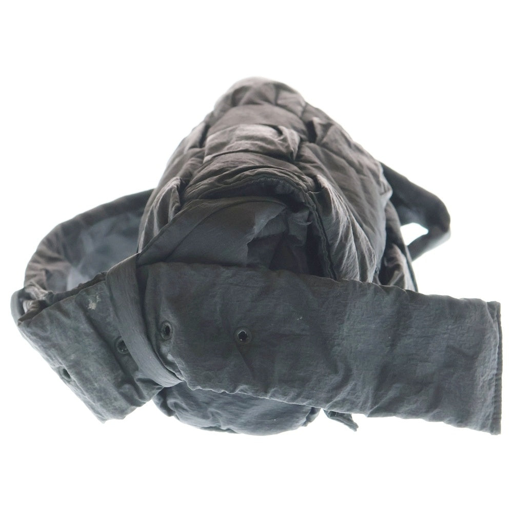 BOTTEGA VENETA(ボッテガヴェネタ) PADDED TECH CASSETTE カセット ナイロン ショルダーバック ブラック レディース