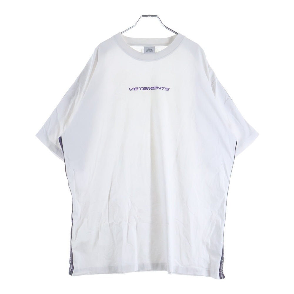 VETEMENTS(ヴェトモン) 21AW ICONIC VETEMENTS LOGO クルーネック Tシャツ UA52TR240W ホワイト