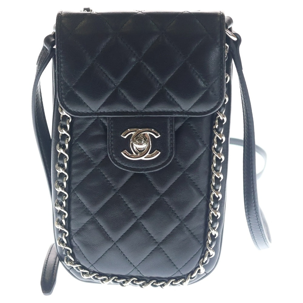 CHANEL(シャネル) 24番台 ココマーク ラムスキン スマホショルダーバッグ ブラック/シルバー レディース