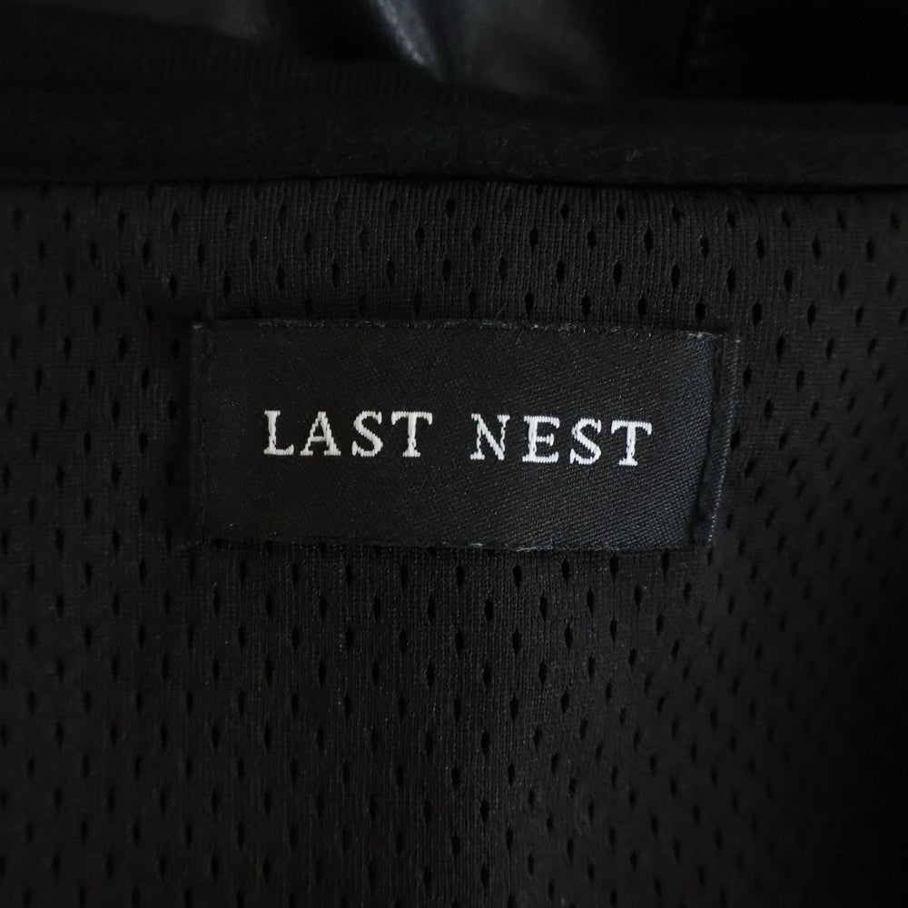 LAST NEST(ラスト ネスト) 25AW CROSS EMBROIDERY LEATHER ZIP HOODIE NUBIAN限定 フェイクレザー ジップアップフーディー ブラック
