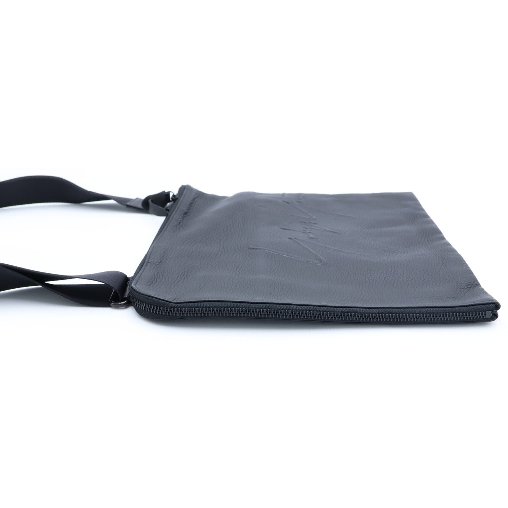 Yohji Yamamoto POUR HOMME(ヨウジヤマモト プールオム) 19SS ソフトナッパレザー フロントロゴ シボ革 グレインレザー HH-I10-782 メッセンジャーバック ブラック