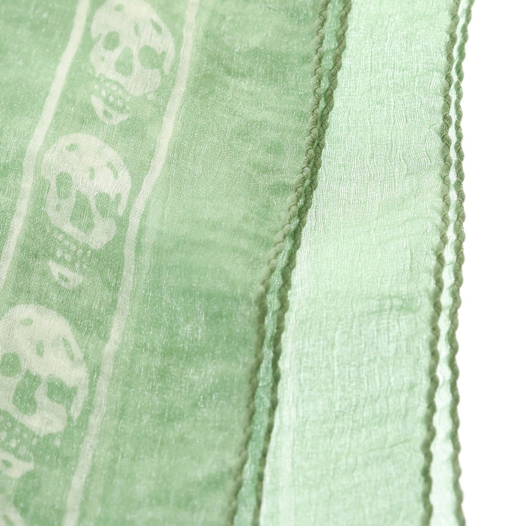 Alexander McQueen(アレキサンダーマックイーン) Skull Silk Scarf スカル 大判シルクスカーフ ライトグリーン レディース