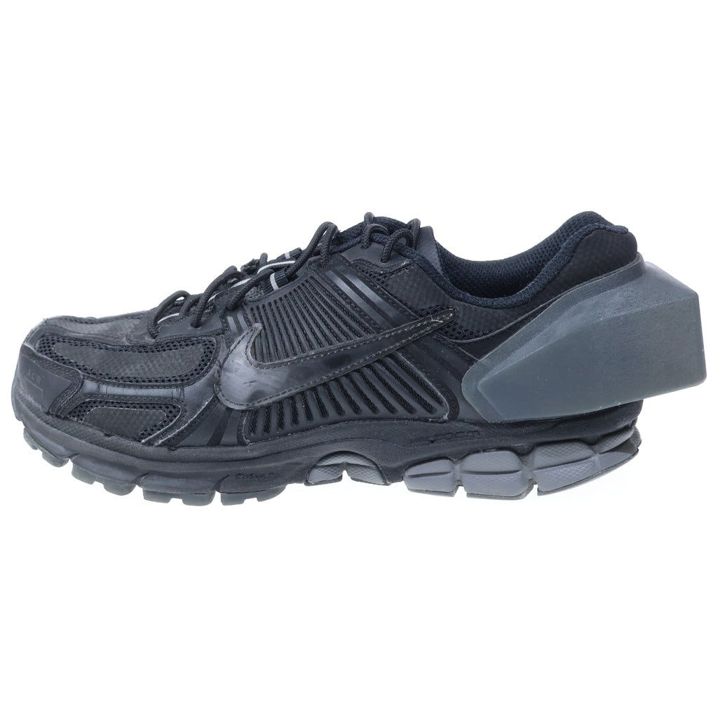NIKE(ナイキ) ZOOM VOMERO 5 ズームボメロ AT3152-001 ブラック