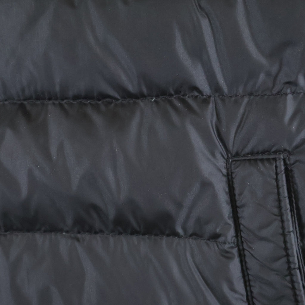 MONCLER(モンクレール) アーム切り替え ダウンジャケット ブラック E10918423900 80985